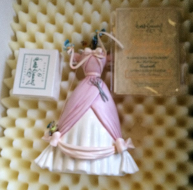 A Lovely Dress for Cinderelly