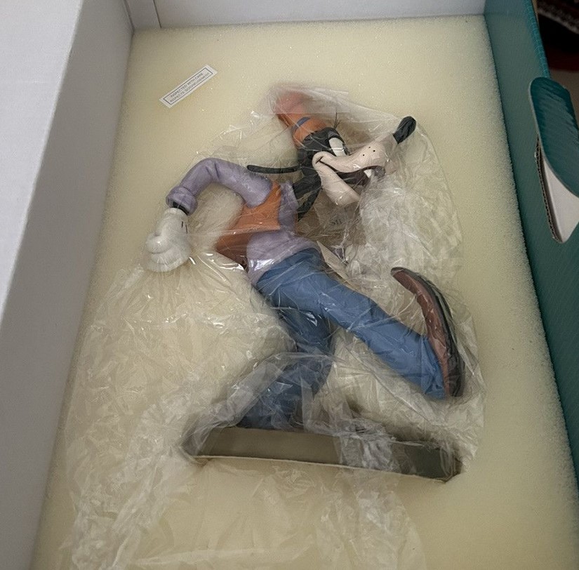 Oh, The World
Owes Me a Livin'