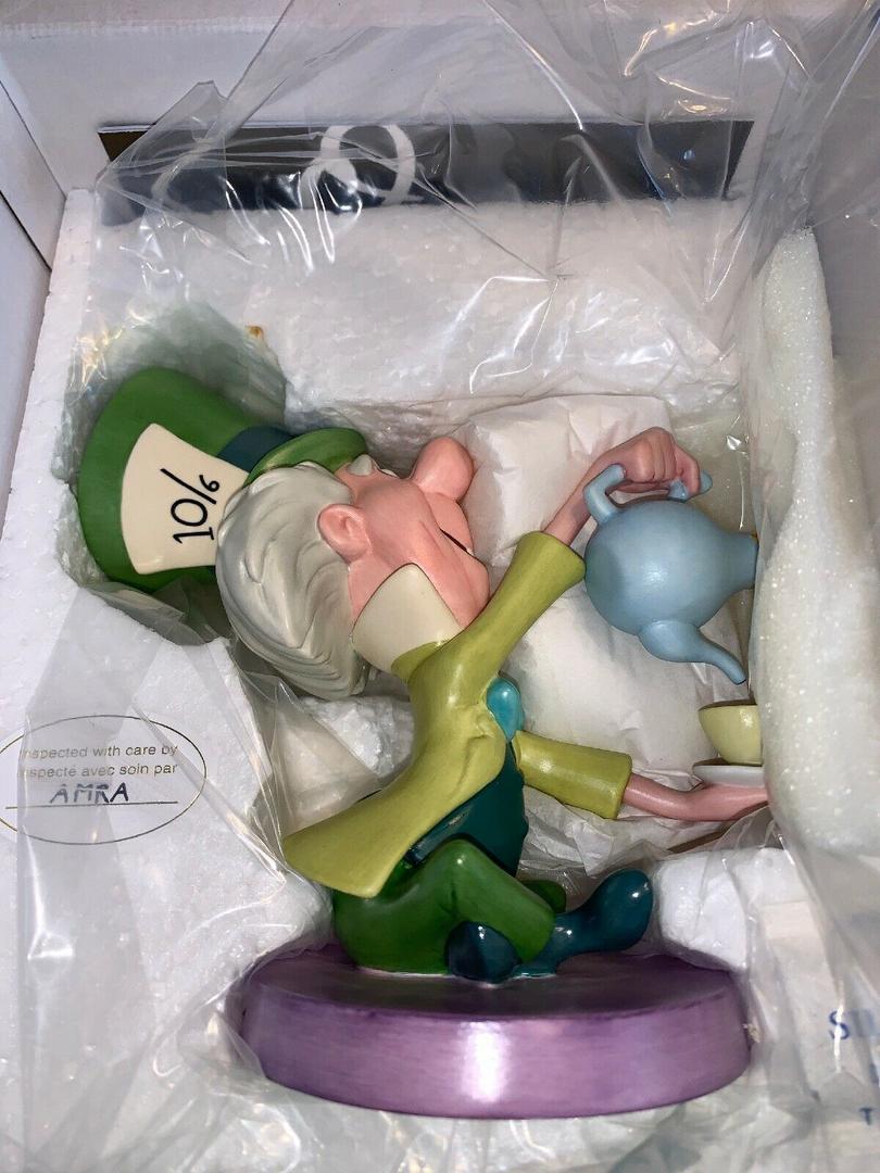 Topsy-Turvy Tea-Tottler