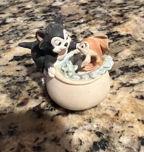 Cleo and Figaro - Prototype v2