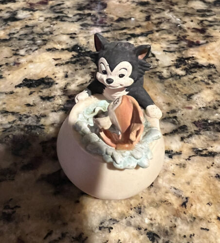 Cleo and Figaro - Prototype v2