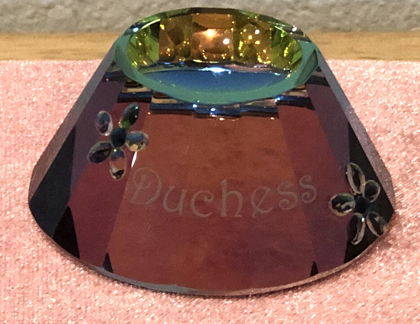 Duchess's Cat Bowl Crystal (LE 50)