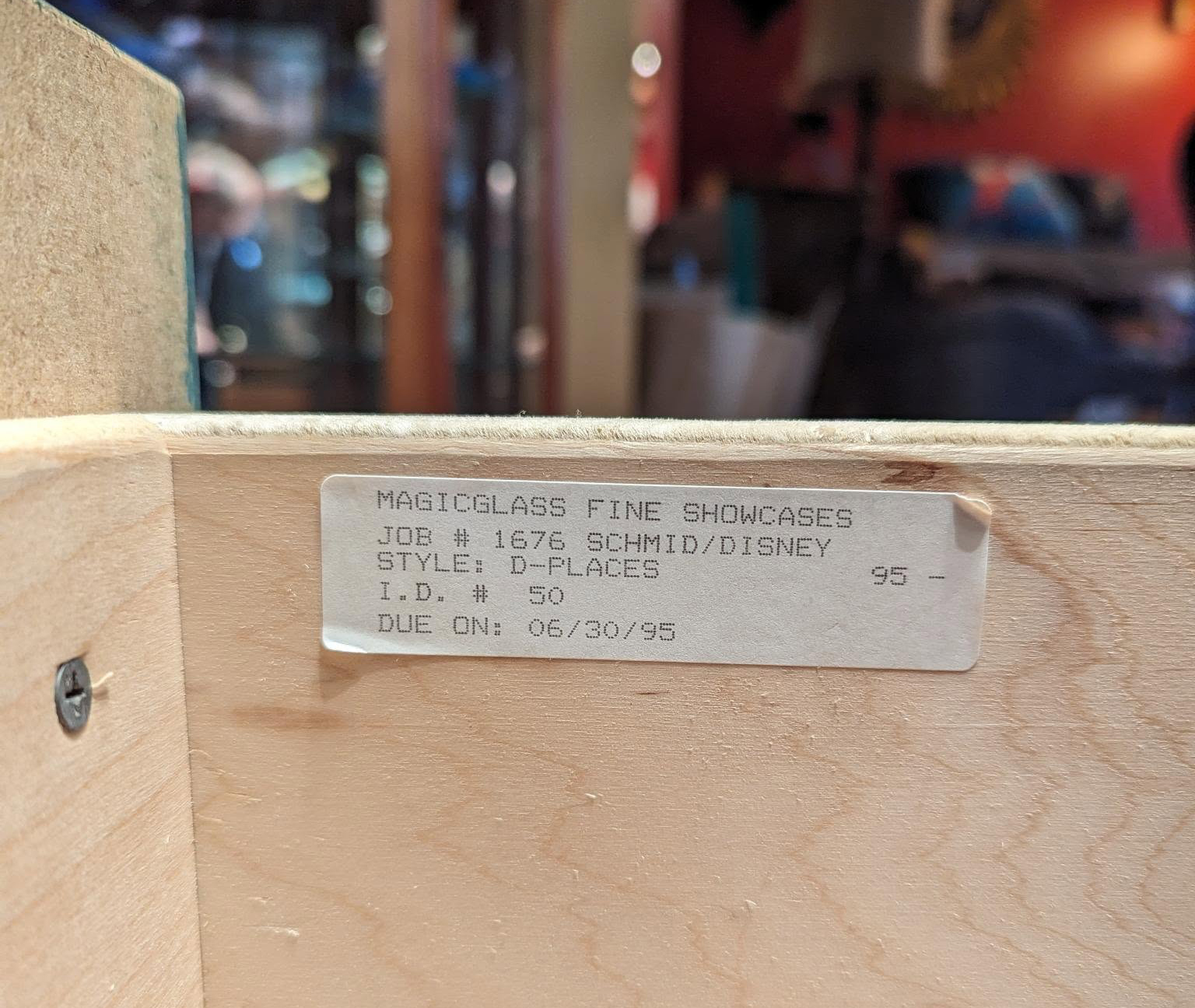 WDCC Display Case: Enchanted Places Rotating center