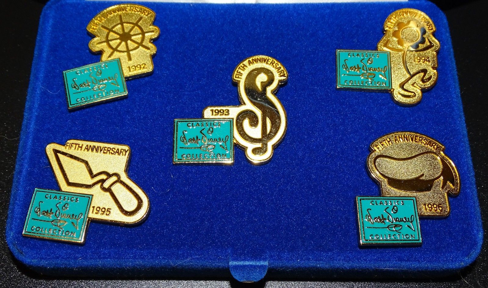 WDCC 5th Anniversary Pins