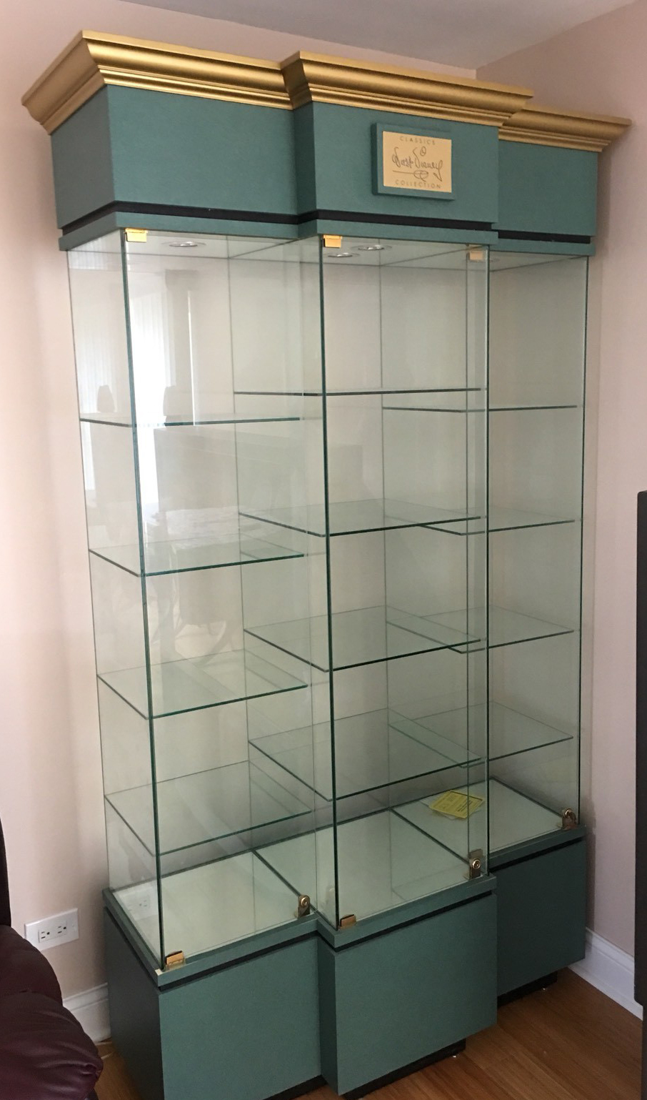 WDCC Display Case: Retail Triple Cabinet