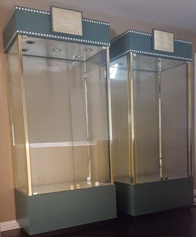 WDCC Display Case: Retail Filmstrip Header - Large - Front-Loading
